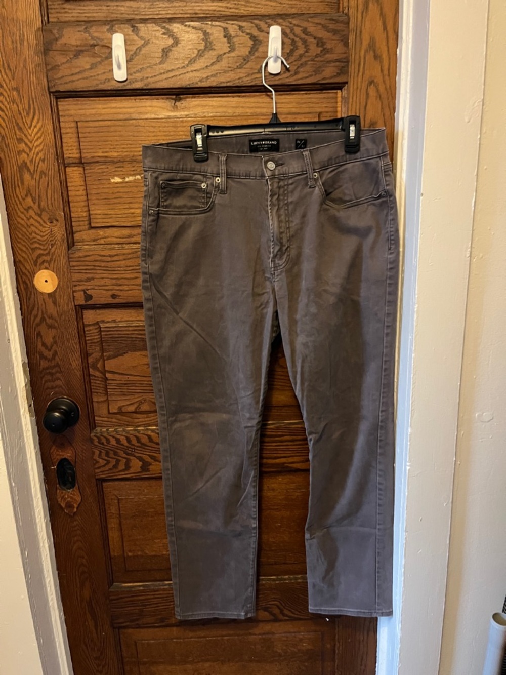 Lucky Brand Men's Slim Straight Jeans in Taupe Gray